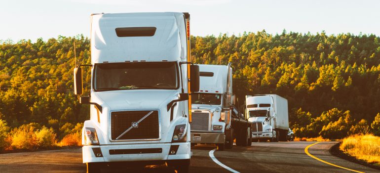 Transporte rodoviário utilizado na logística de minérios